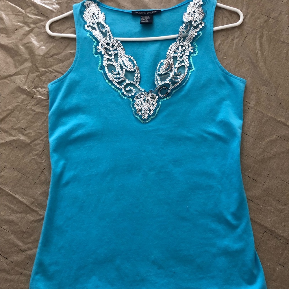 Boston Proper blue tank top sequenced v-neck size xs